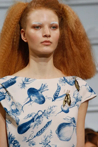 Look 54